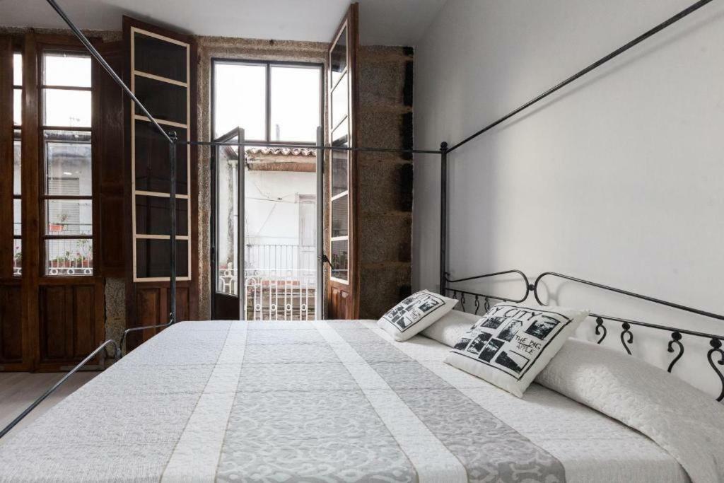 Vintage Ribadavia Apartment ภายนอก รูปภาพ